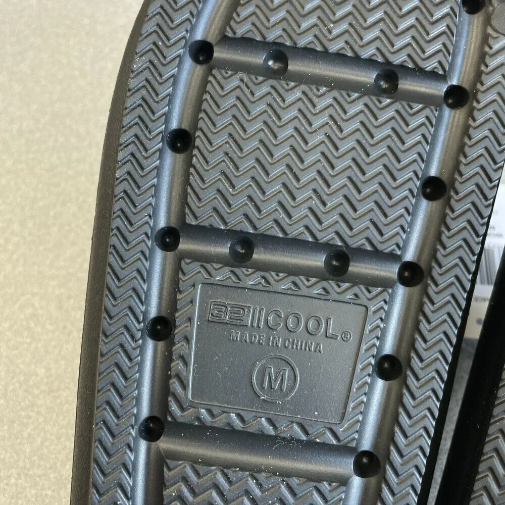 NEW 32 Degrees Cool  Women's 7.5-8.5 Black Cushion Slide Sandals